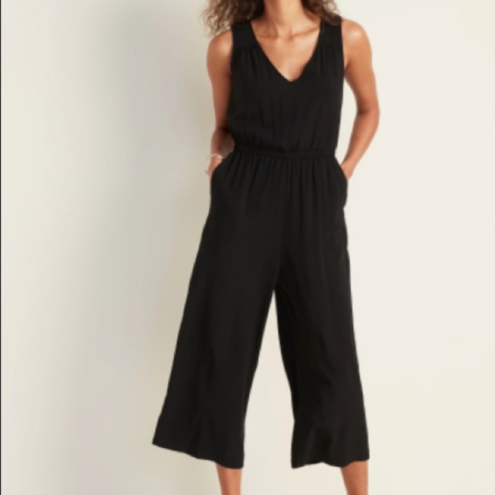 NWT Old Navy Black Jumpsuit XS
